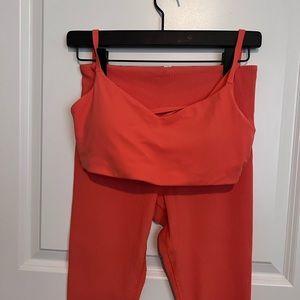 Athleta Alicia Keys Set (MATCHING Bra and Leggings)